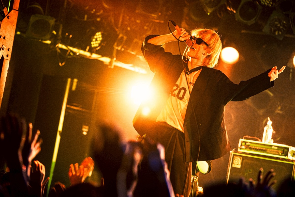 sanetiiが明かす、コンプレックスを力に変えた半生　ネガをポジへと反転させる音楽の魔法の画像1-3