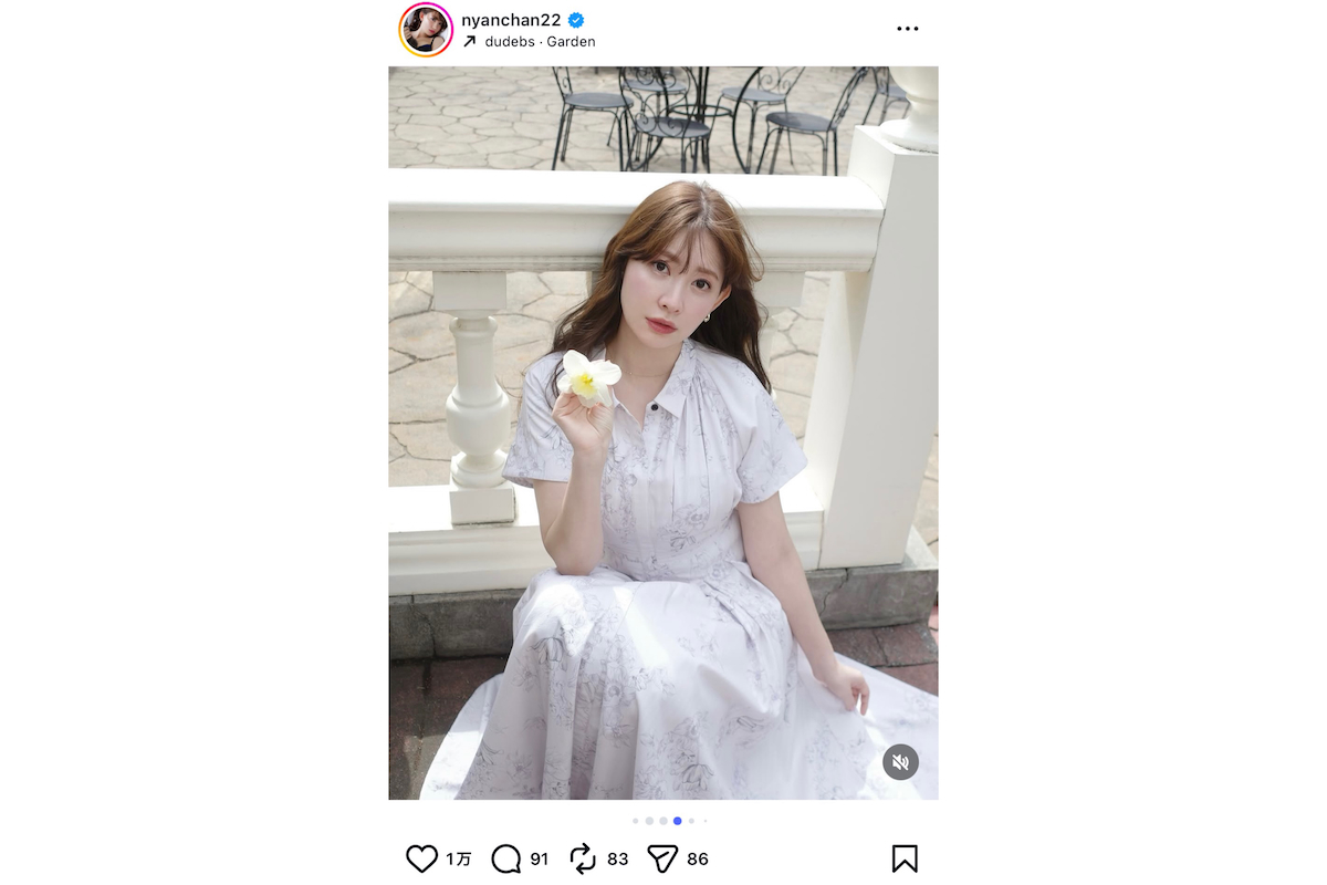 小嶋陽菜、春の新作ドレス姿を披露