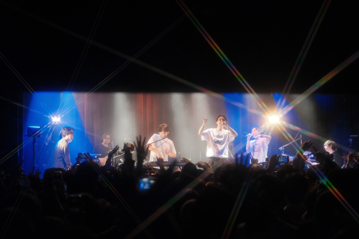 鈴木真海子×STUTS（撮影＝Hajime Baba）