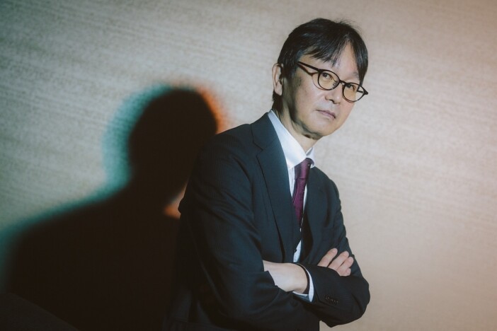 ミステリ作家・服部倫が『大阪ウェットランド』で挑む、脱マッチョのハードボイルド「今、この主人公こそがリアル」