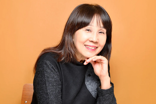 漫画『本なら売るほど』の3巻が発売の画像