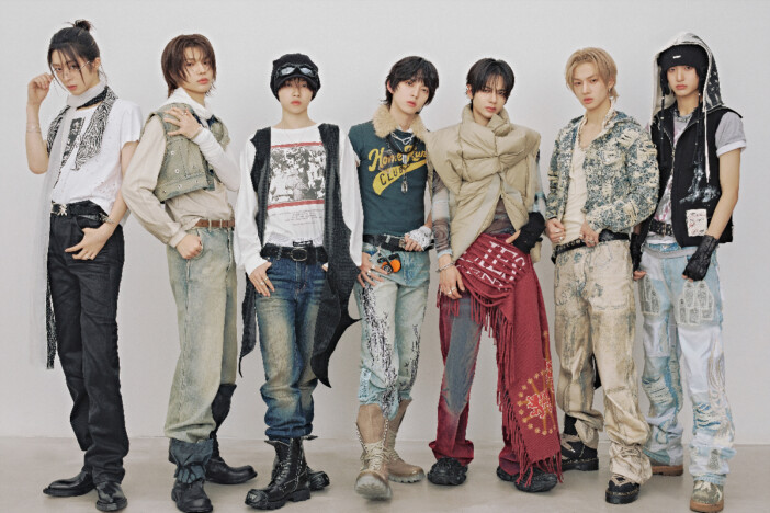 NAZE、1stミニアルバム『NAZE』予約販売開始　“今を生きているNAZE”映し出すショーケース開催も