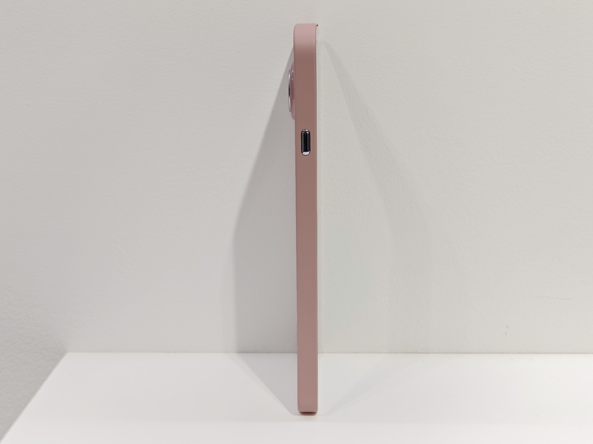 左側面にあるEssential Key