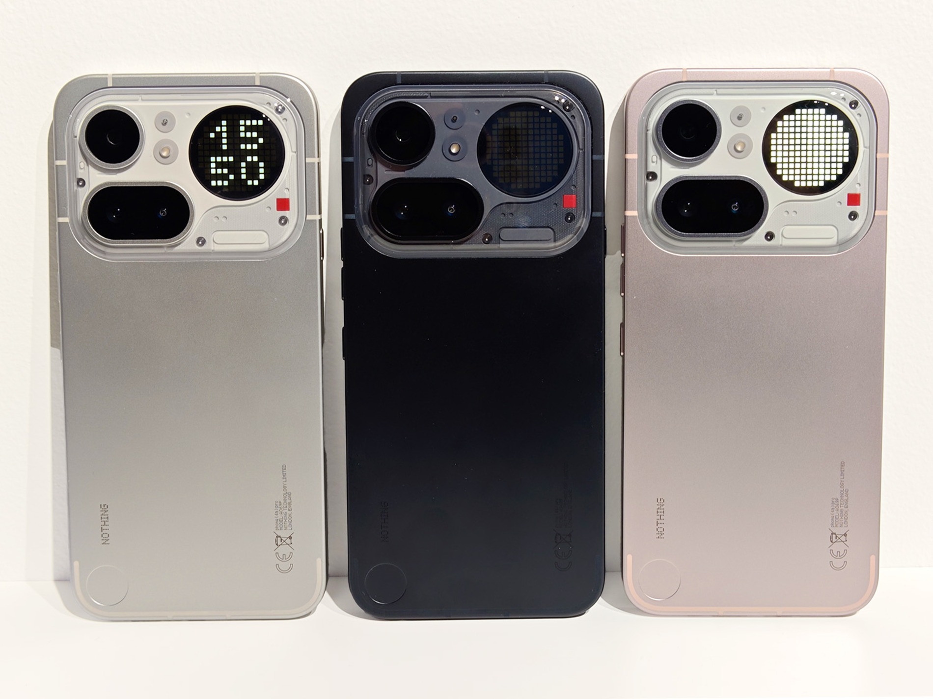 金属製のボディ