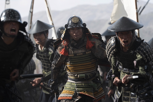 『豊臣兄弟！』松下洸平がまるで“ペット”にの画像