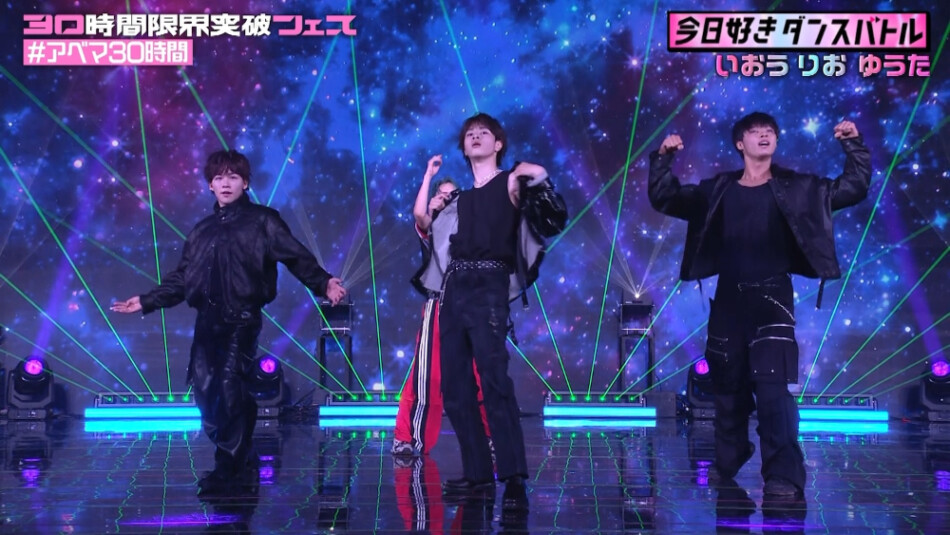 RISING・ZEROのパフォーマンス