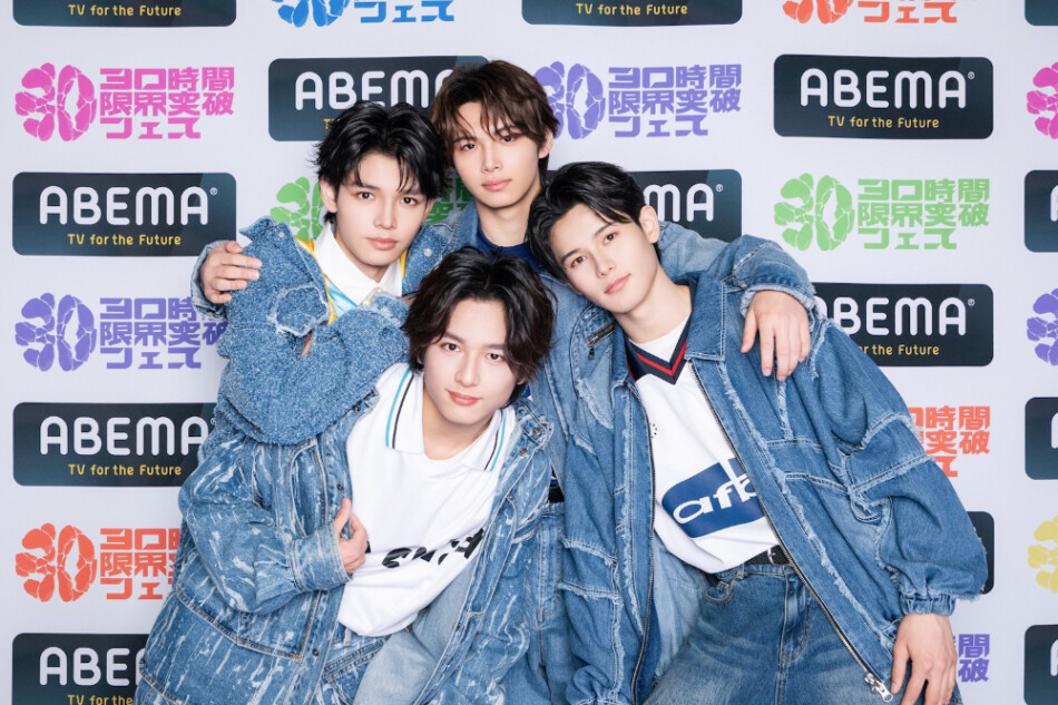 「スカイボーイズ」のしゅん（倉澤俊）、はると（今井暖大）、かける（鈴木駈）、はる（谷本晴）