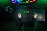 「Razer Atlas Pro」　デスク上使用イメージ