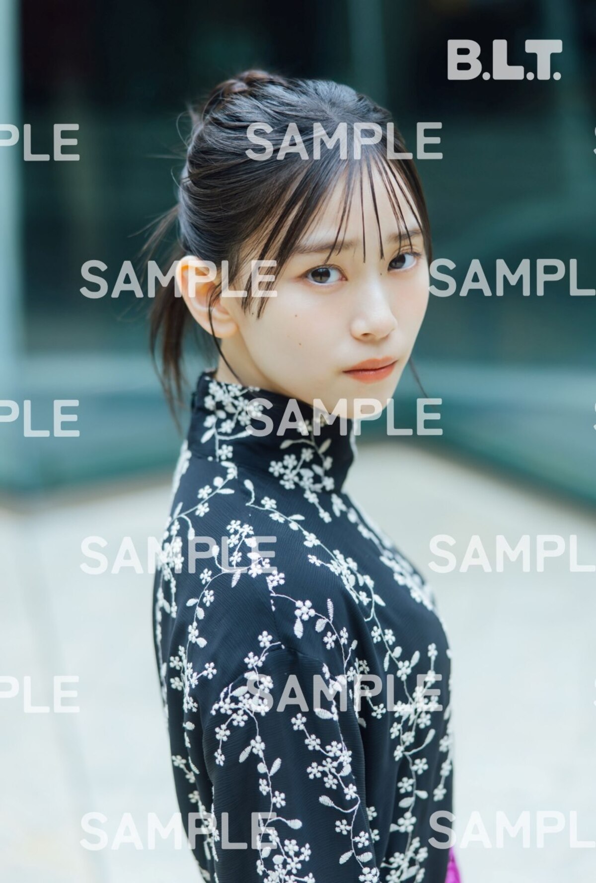 櫻坂46・山下瞳月『B.L.T.6月号』表紙に登場の画像