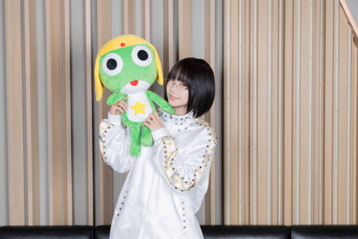 ano、新曲「貸しっぱなしデスティニー」が新劇場版『ケロロ軍曹』主題歌に　予告映像で初公開