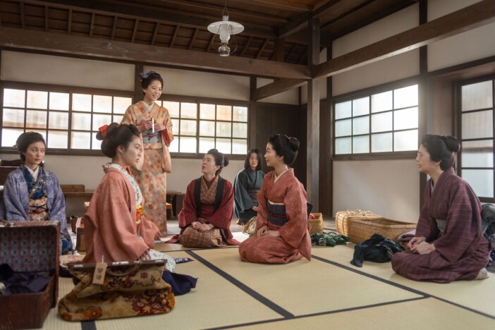 『風、薫る』第22話、直美（上坂樹里）と多江（生田絵梨花）が中心となって課題に取り組む