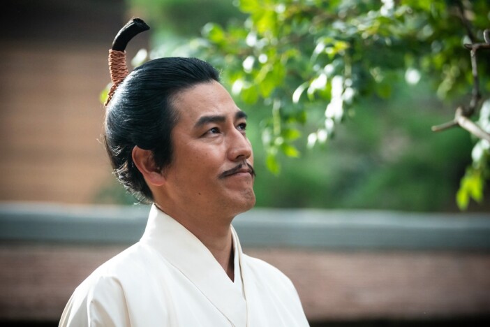 要潤、『豊臣兄弟！』明智光秀役を語る　小栗旬は「少し壁を作っているように思います（笑）」