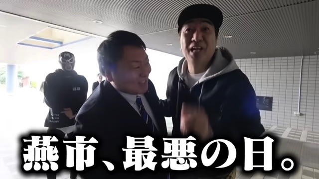 江頭が食べたバスセンターのカレー