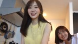 パン作りをする指原莉乃・大家志津香・松岡はな