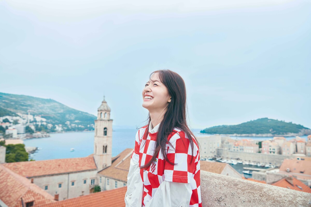 乃木坂46・金川紗耶1st写真集が6月に発売