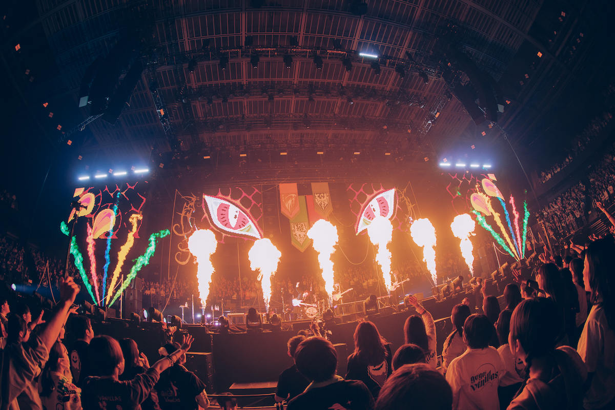 バニラズ、『SCARY MONSTERS TOUR』レポ