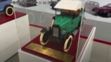日産の名車に興奮する千原ジュニア