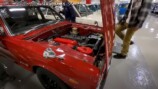 日産の名車に興奮する千原ジュニア