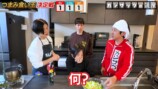 つまみ食いに挑戦するカジサックと子ども達