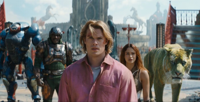 『マスターズ・オブ・ユニバース』伝説の戦士覚醒を捉えた新予告公開　インタビュー映像も