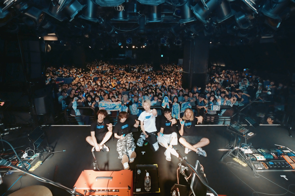 MON7A ライブ写真