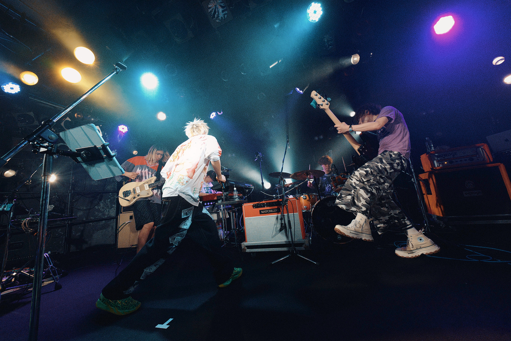 MON7A ライブ写真