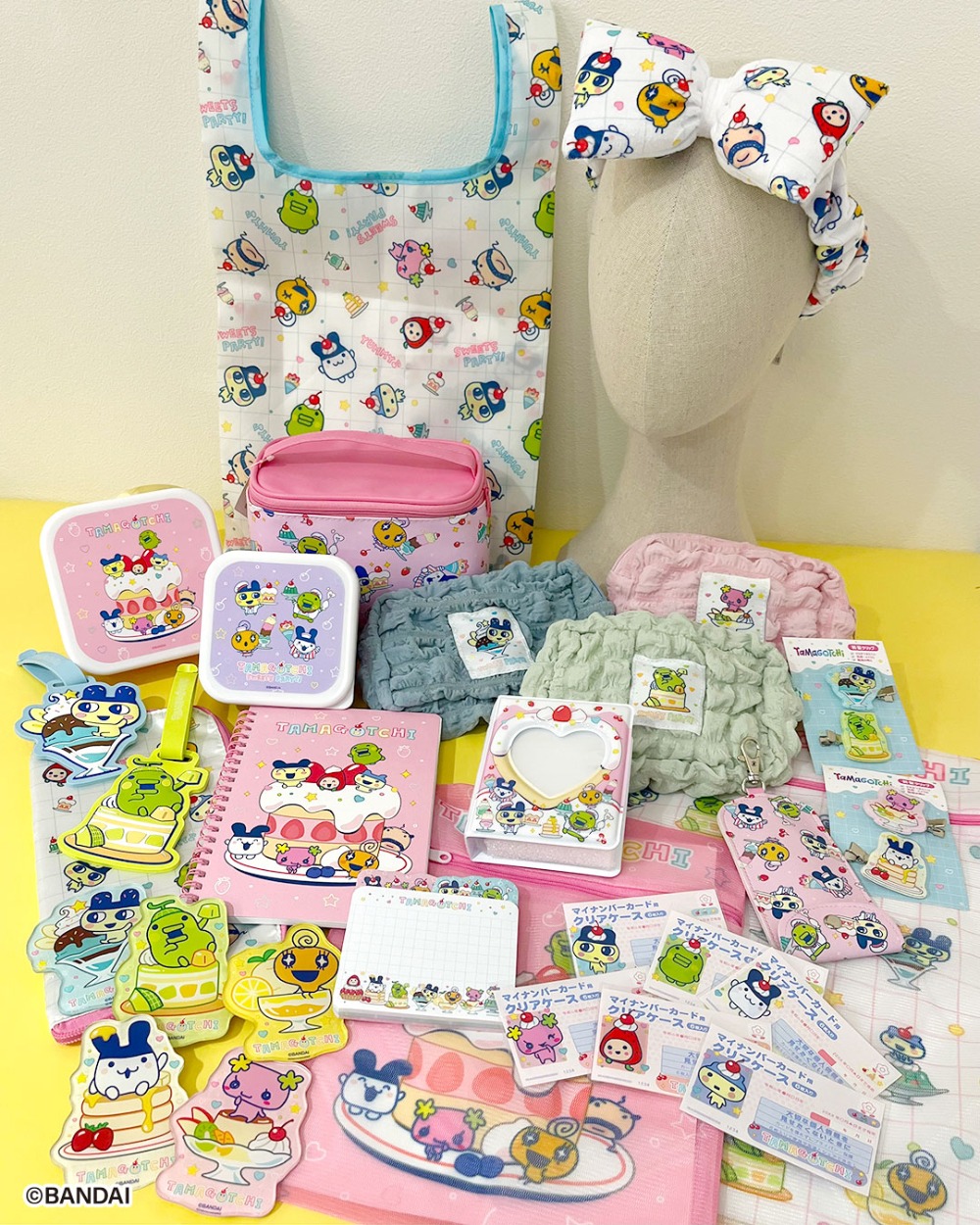 たまごっちとサンキューマートがコラボ　ラインナップ