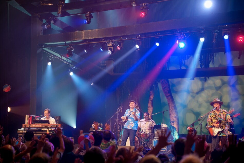 BEGIN、石垣市民会館レポート