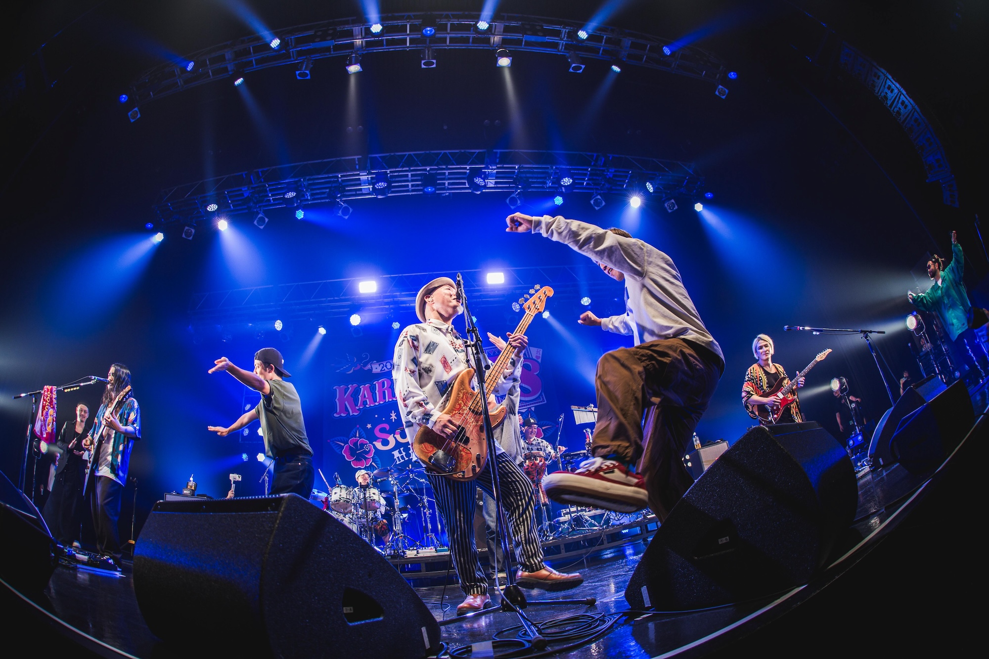 かりゆし58、結成20周年記念トリビュートアルバム対バンツアー最終公演レポ ORANGE RANGEと繰り広げた“夢みたいな時間”の画像2-1