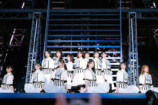 『7回目のひな誕祭 ～Welcome to HINATAZAKA ROCKESTRA～』（© Seed & FlowerLLC）