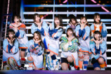 『7回目のひな誕祭 ～Welcome to HINATAZAKA ROCKESTRA～』（© Seed & FlowerLLC）