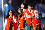 『7回目のひな誕祭 ～Welcome to HINATAZAKA ROCKESTRA～』（© Seed & FlowerLLC）