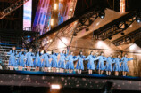 『7回目のひな誕祭 ～Welcome to HINATAZAKA ROCKESTRA～』（© Seed & FlowerLLC）