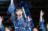 『7回目のひな誕祭 ～Welcome to HINATAZAKA ROCKESTRA～』（© Seed & FlowerLLC）