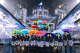 『7回目のひな誕祭 ～Welcome to HINATAZAKA ROCKESTRA～』（© Seed & FlowerLLC）