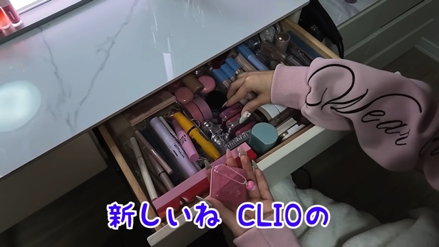 みなみのドレッサーの中身