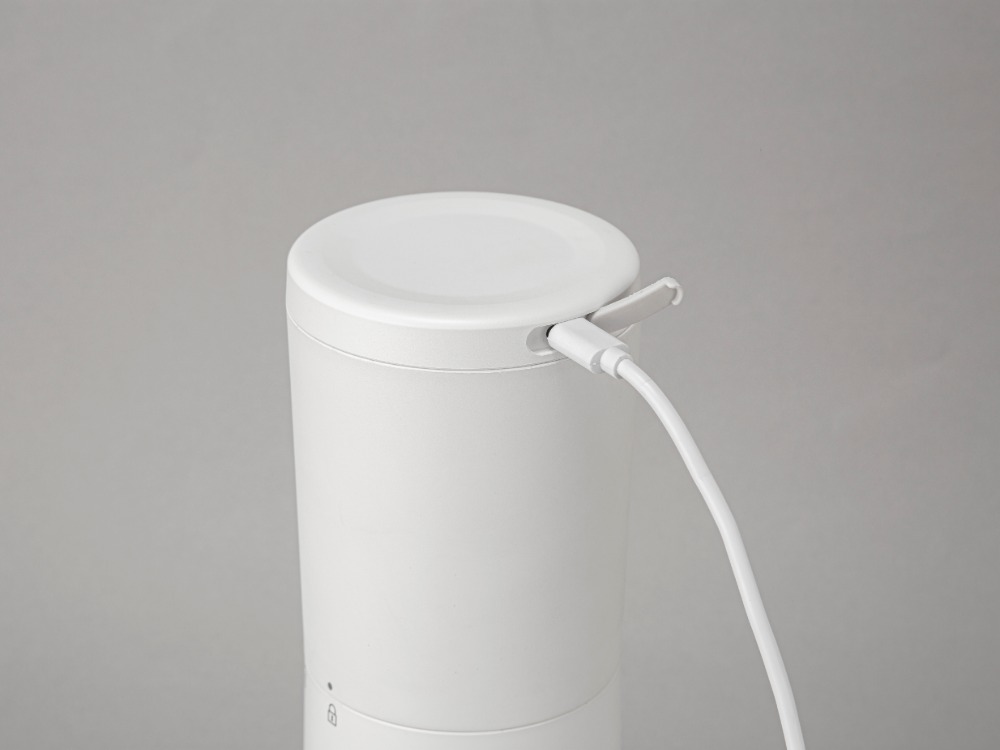 コードレス スリムかき氷器（充電式）