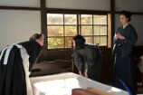 『風、薫る』シーツ交換から始まる看護の画像