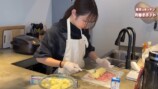 肉巻きポテトを作る希空