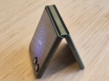 『razr 70 plus』