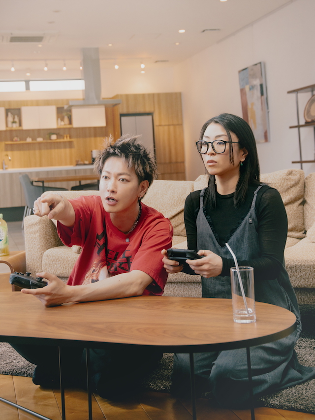 佐藤健×宇多田ヒカル 対戦の様子