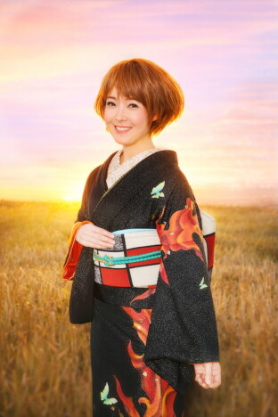 演歌歌手 田川寿美が歌う「仮面ライダー音頭」完成　東映特撮の音頭を集めたCD作品に収録