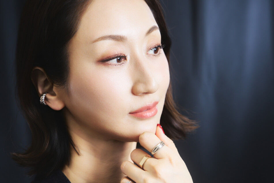 Ms.OOJAが真っ向勝負で対峙した演歌 模倣ではなく、自身の歌唱スキルで