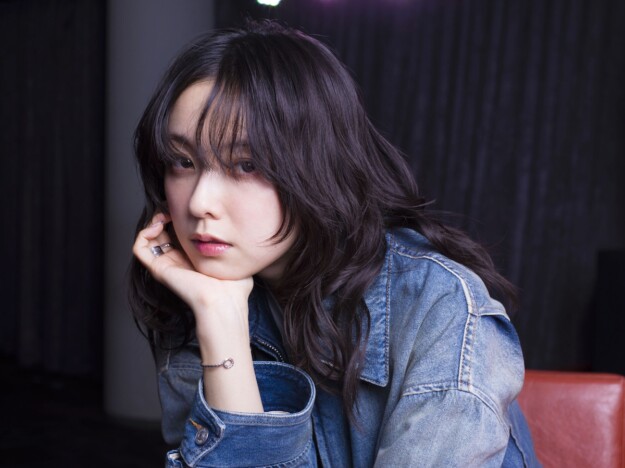 加藤小夏、クールなイメージを覆すオープンな哲学　“今を楽しく生きる”マインドの源泉とは