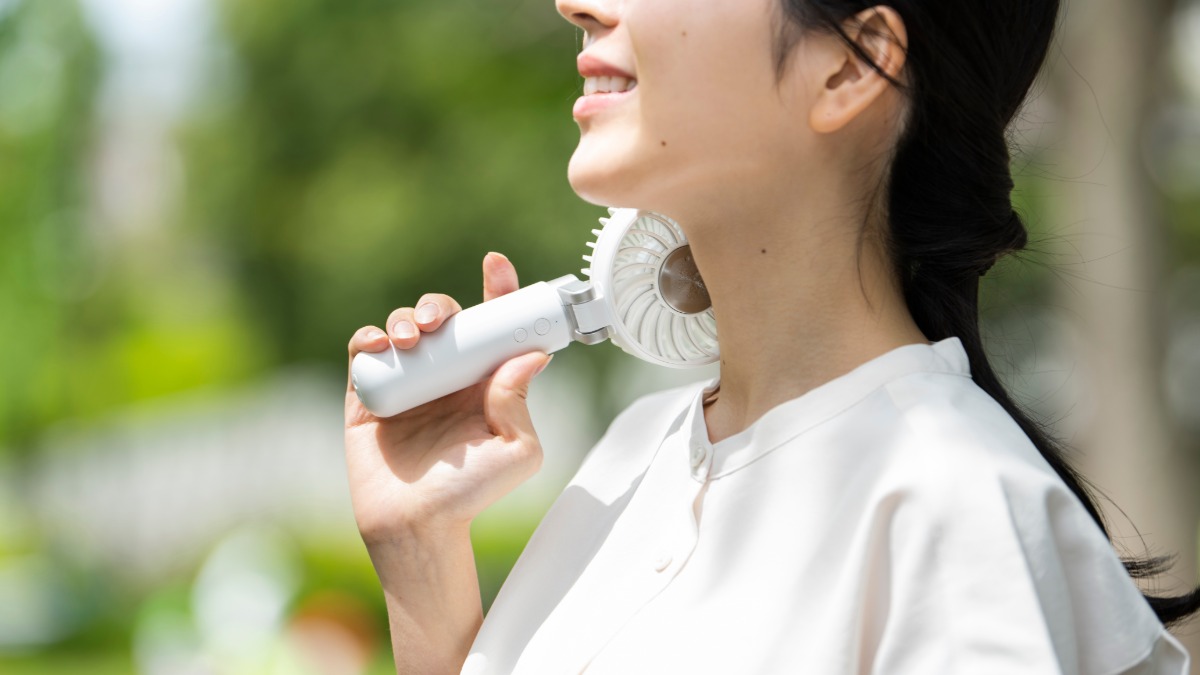 シロカ、冷却プレート付きハンディファン発売