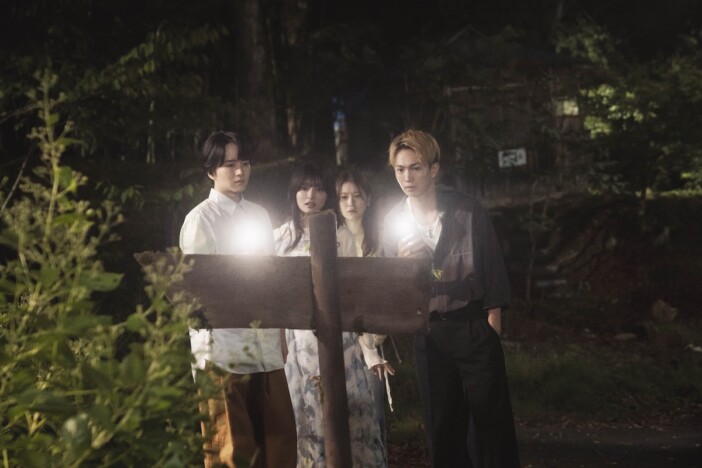 板垣李光人が泣き笑いながら叫ぶ姿も　映画『口に関するアンケート』場面写真＆幕間映像