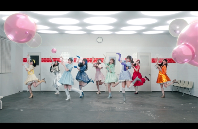 MORE STAR「WITH KAWAII論」MVより