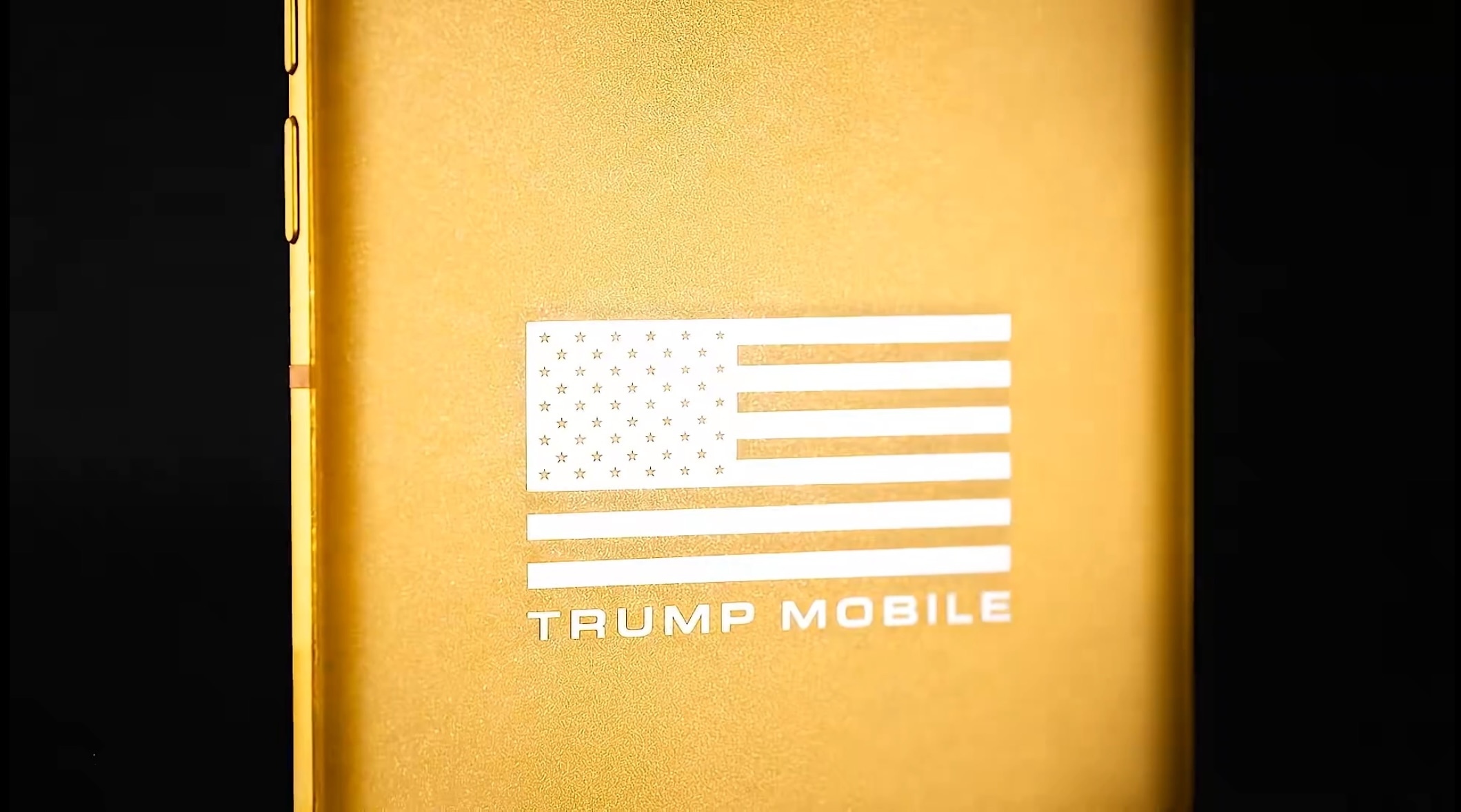 下部にある　TRUMP MOBILEと白い星条旗