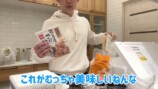 夫・杉浦と夕食を作る辻希美