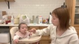 夫・杉浦と夕食を作る辻希美